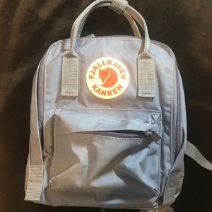 Blue fjallraven kanken mini backpack!